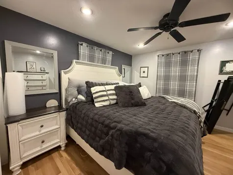 15 Dover Street Nashua NH 03063