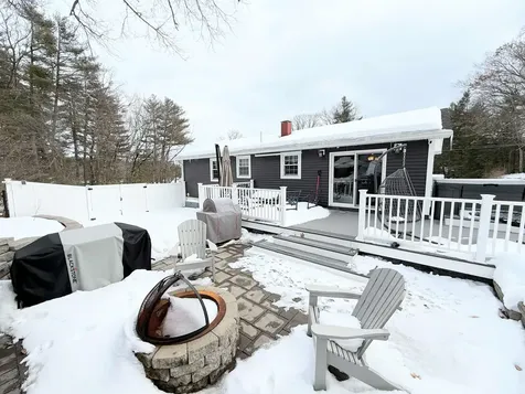 15 Dover Street Nashua NH 03063