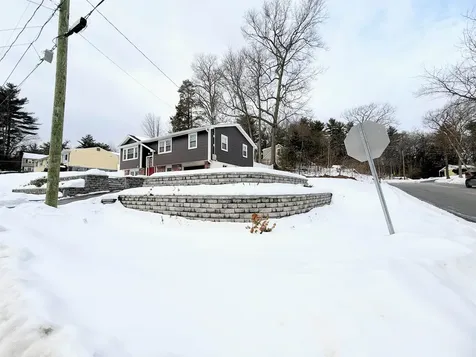 15 Dover Street Nashua NH 03063