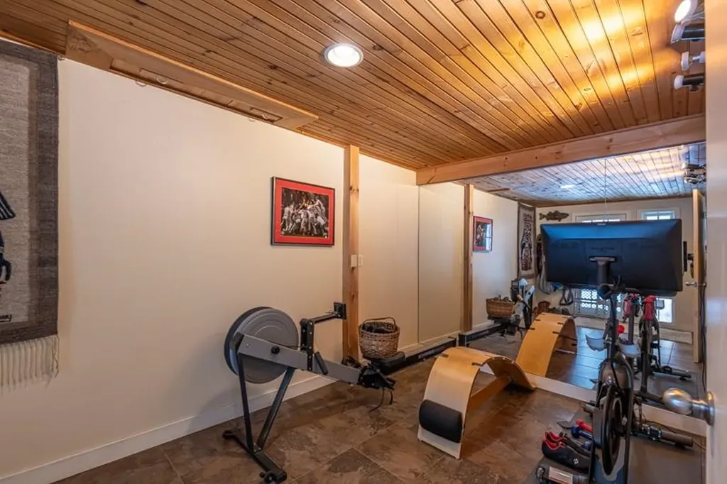 255 Hemlock Ridge Road Manchester VT 05255