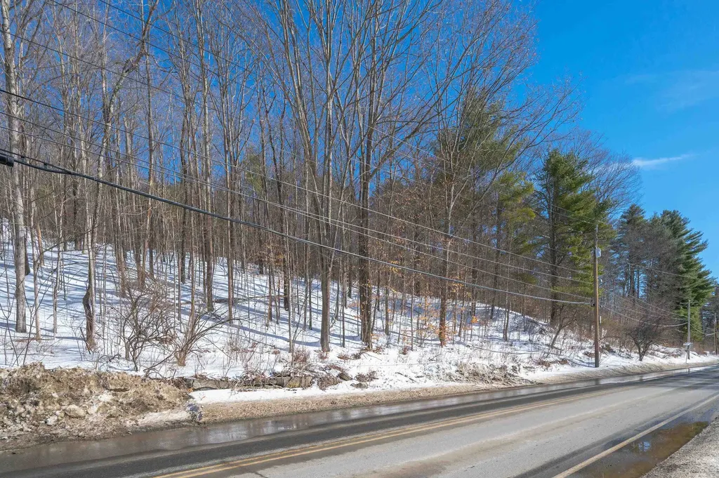 0 Quechee Main Street Hartford VT 05059