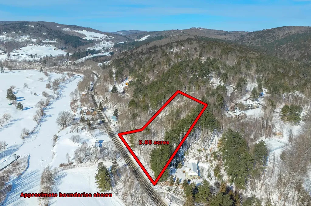 0 Quechee Main Street Hartford VT 05059