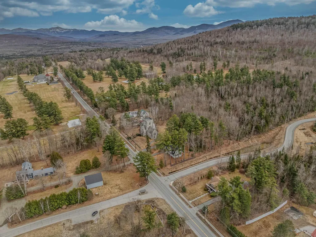 2480 Main Street Bethlehem NH 03574