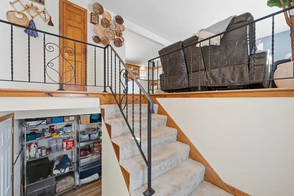 15 Joanne Drive Hooksett NH 03106