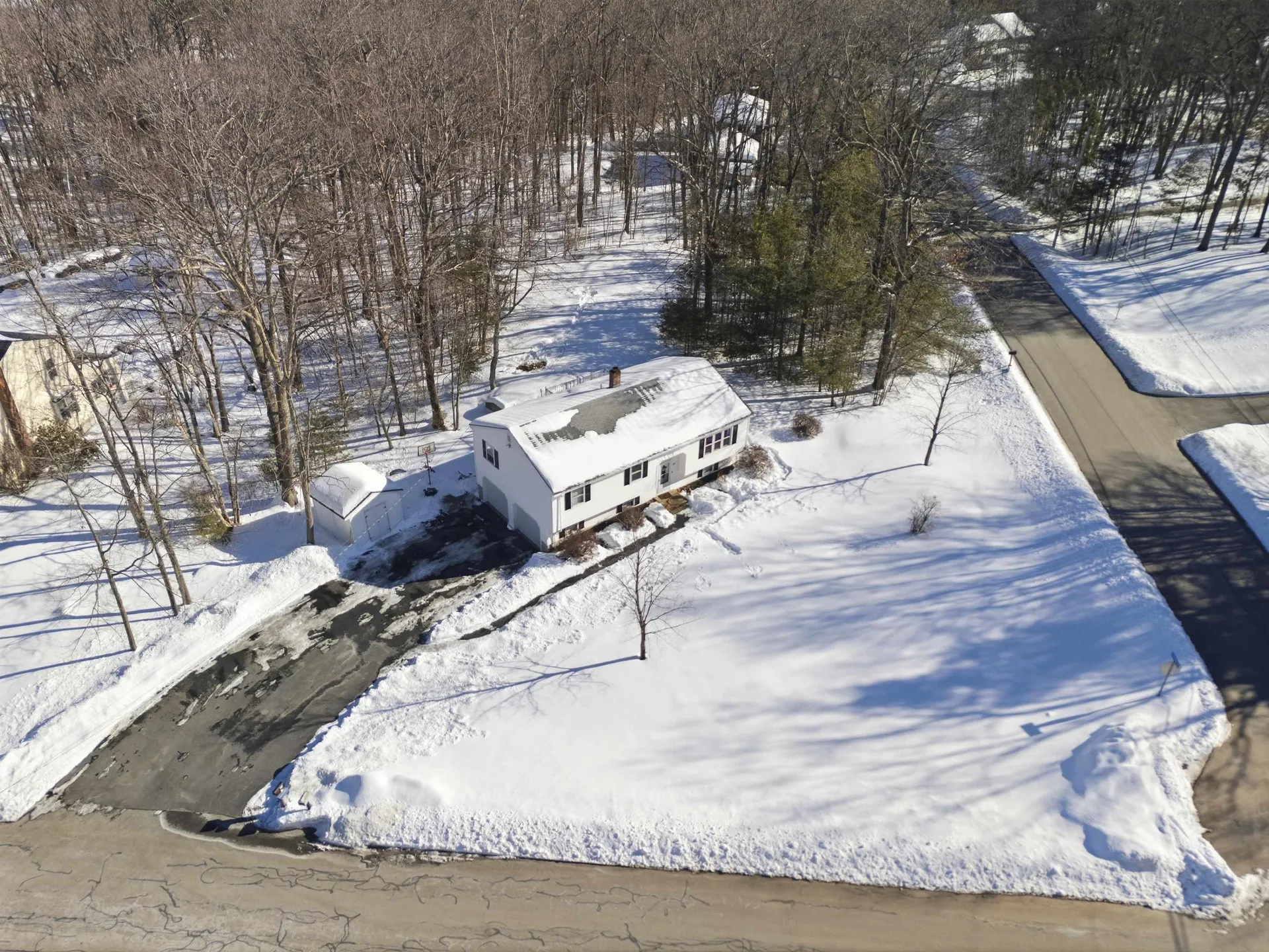 15 Joanne Drive Hooksett NH 03106