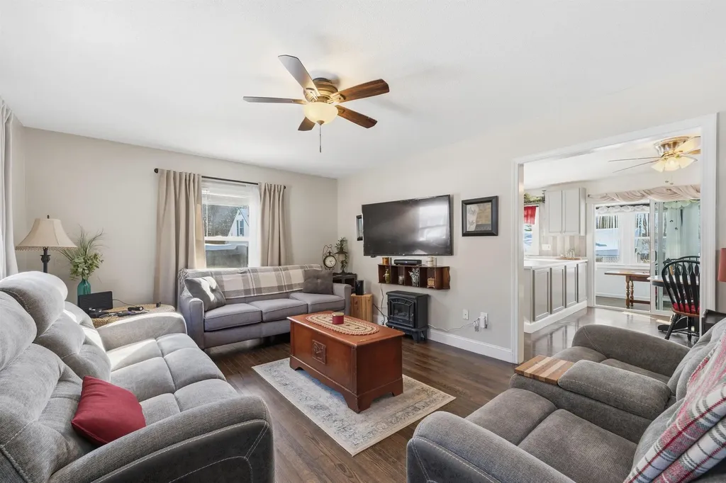 7 Oak Street Allenstown NH 03275