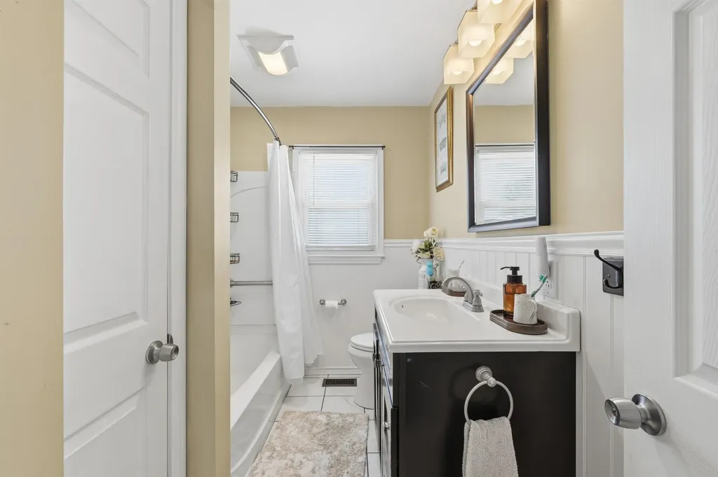 7 Oak Street Allenstown NH 03275