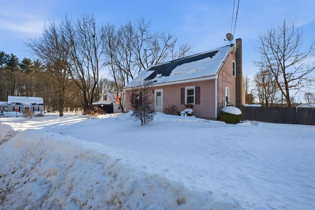 7 Oak Street Allenstown NH 03275