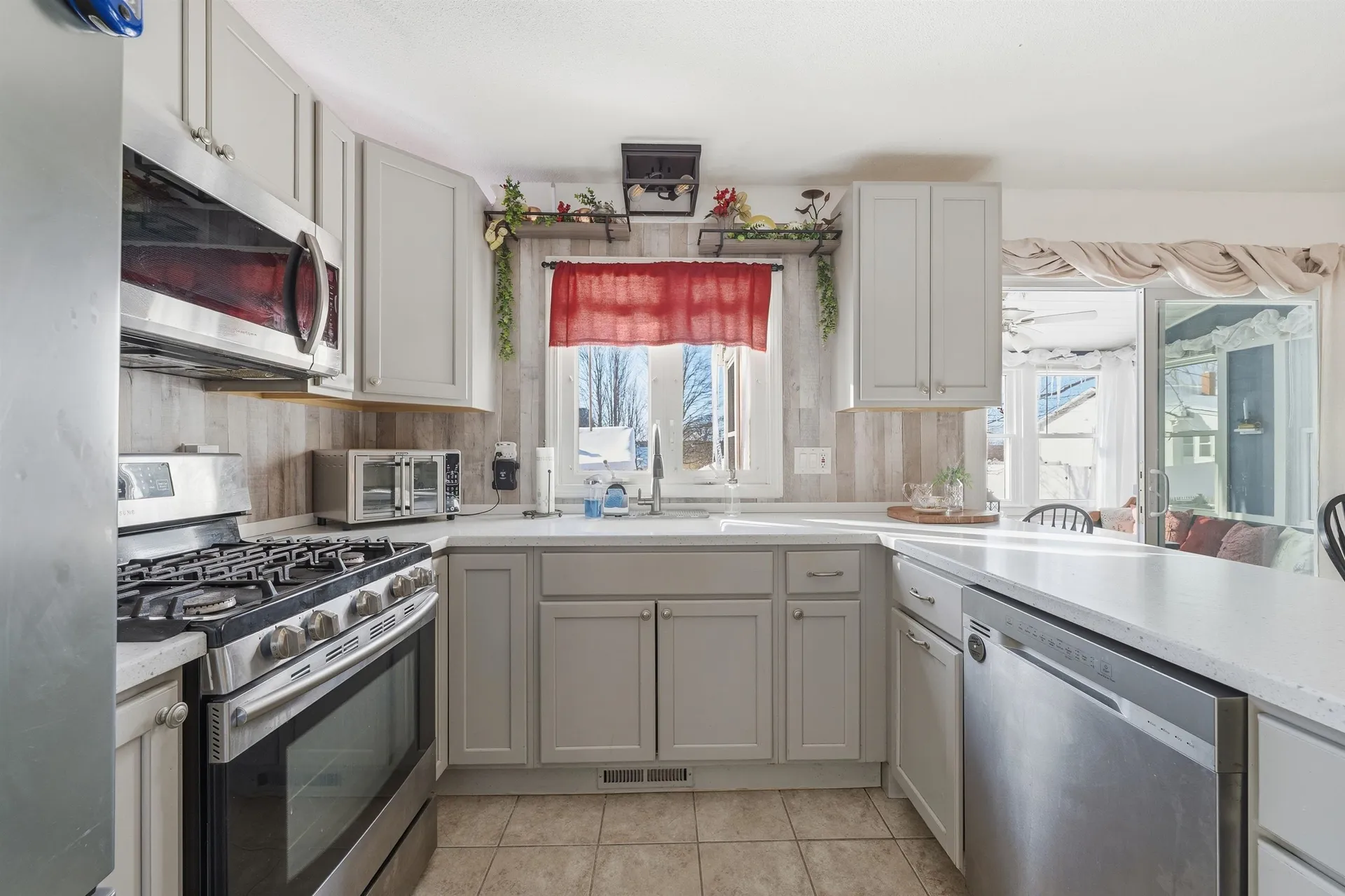 7 Oak Street Allenstown NH 03275