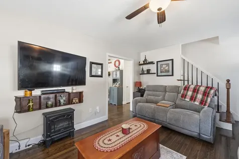 7 Oak Street Allenstown NH 03275