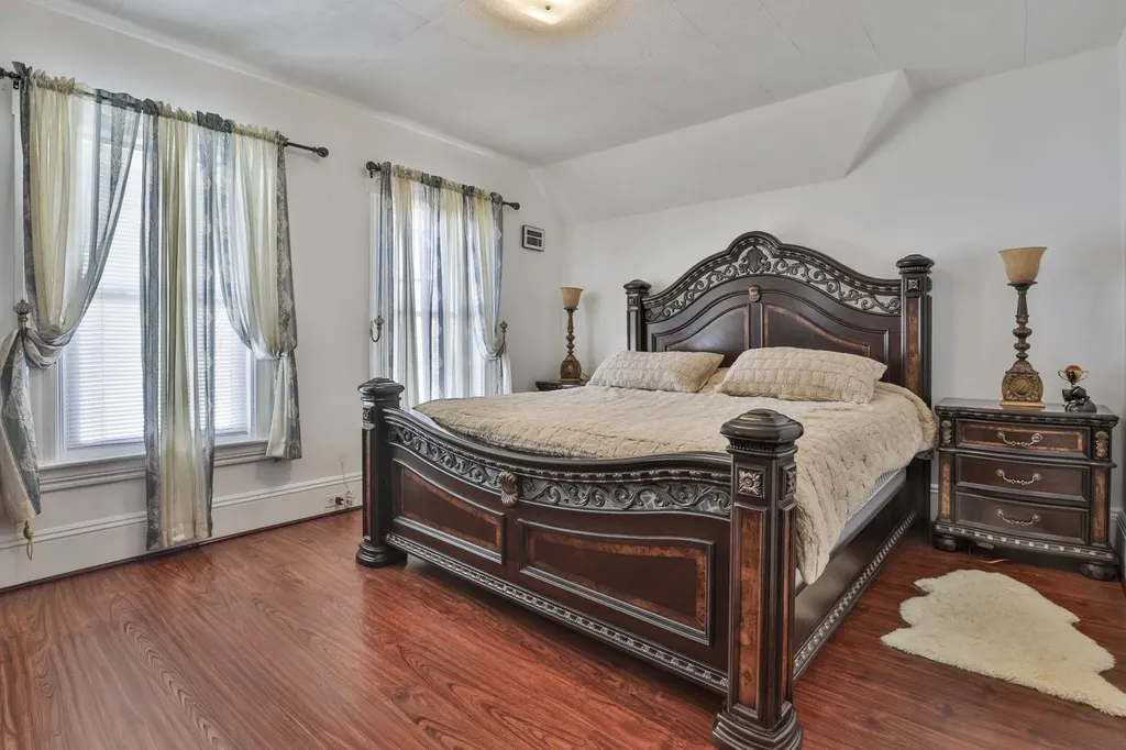 97 Dearborn Street Manchester NH 03103