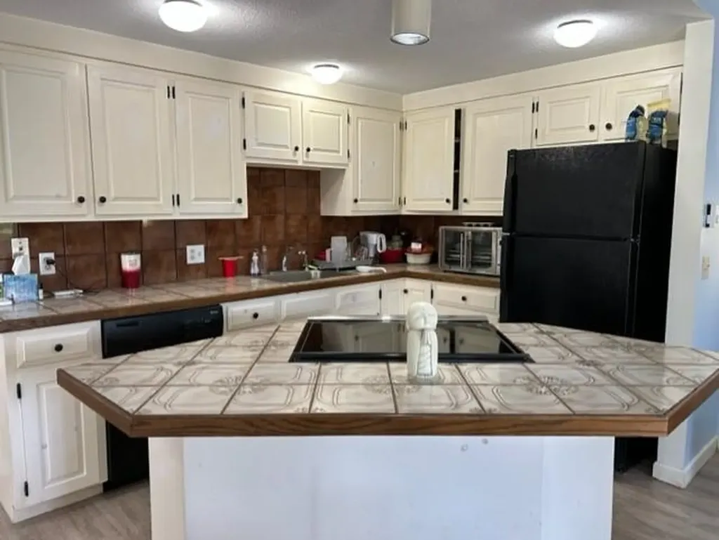 55 Black Duck Spur Grantham NH 03753