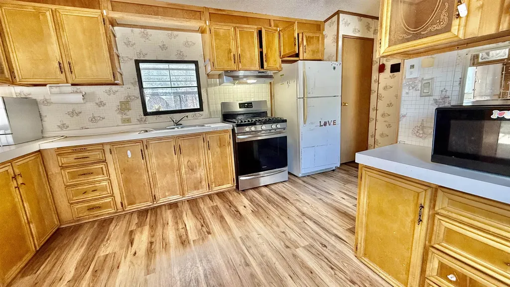 79 Katy Win West Johnson VT 05656