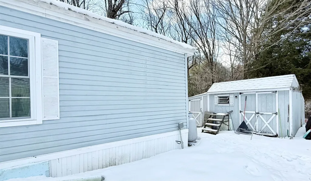 79 Katy Win West Johnson VT 05656