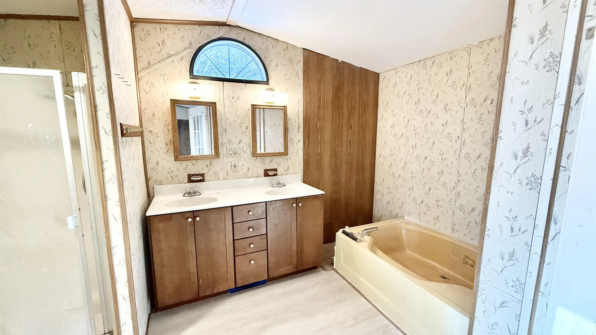 79 Katy Win West Johnson VT 05656