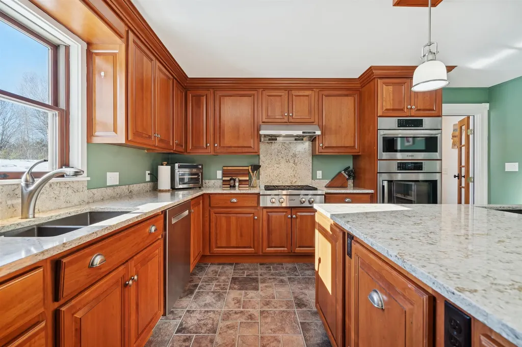 142 Rocky Lane Newbury VT 05081