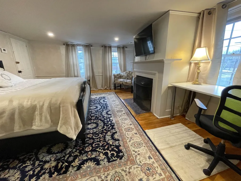 70 Front Street Exeter NH 03833