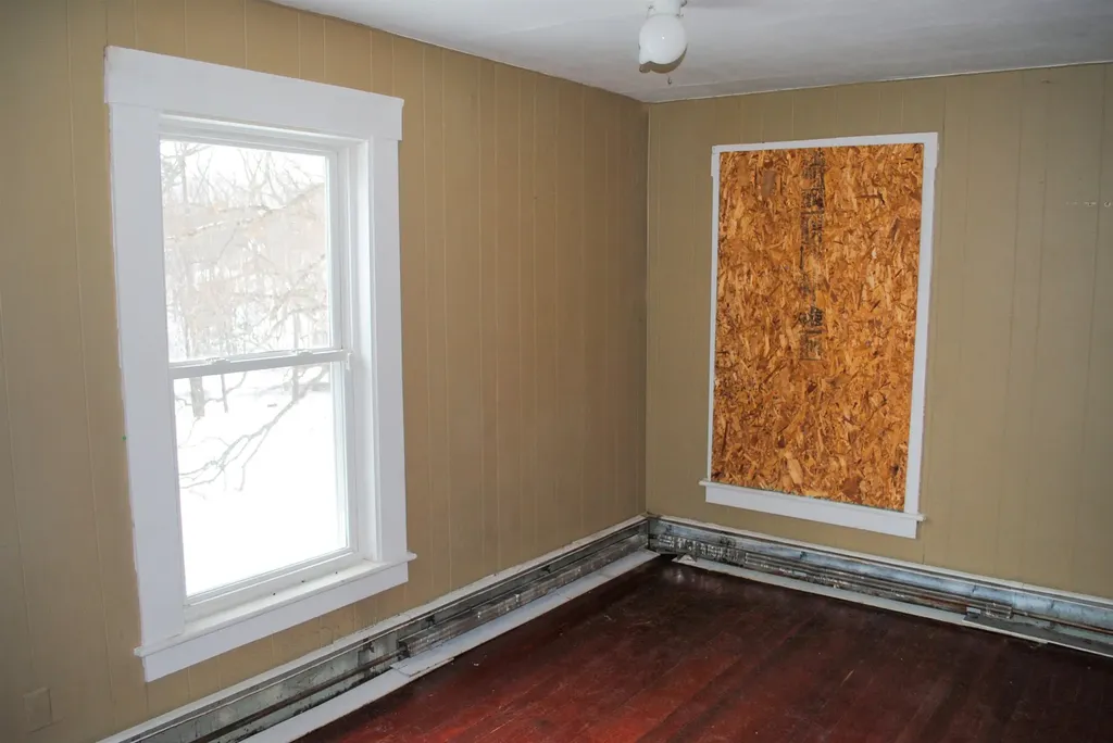 51 Pleasant Street Sanford ME 04083