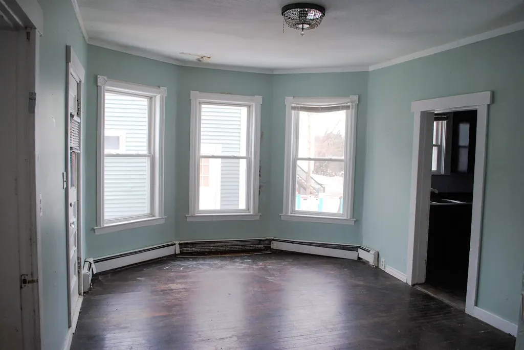 51 Pleasant Street Sanford ME 04083