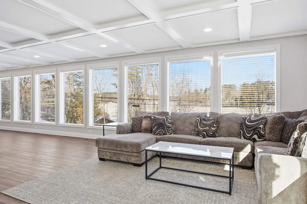 61 Crescent Drive Barnstead NH 03225