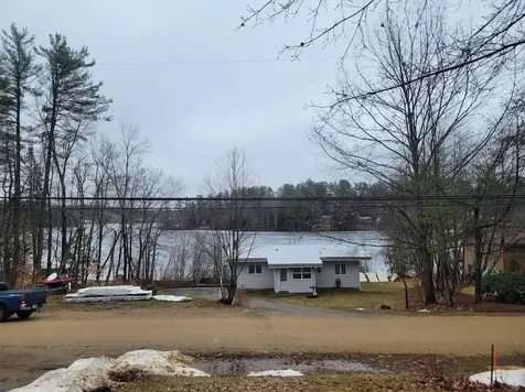 61 Crescent Drive Barnstead NH 03225