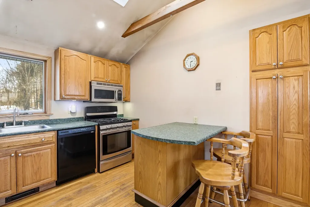 11 Lamson Lane Hampton NH 03842