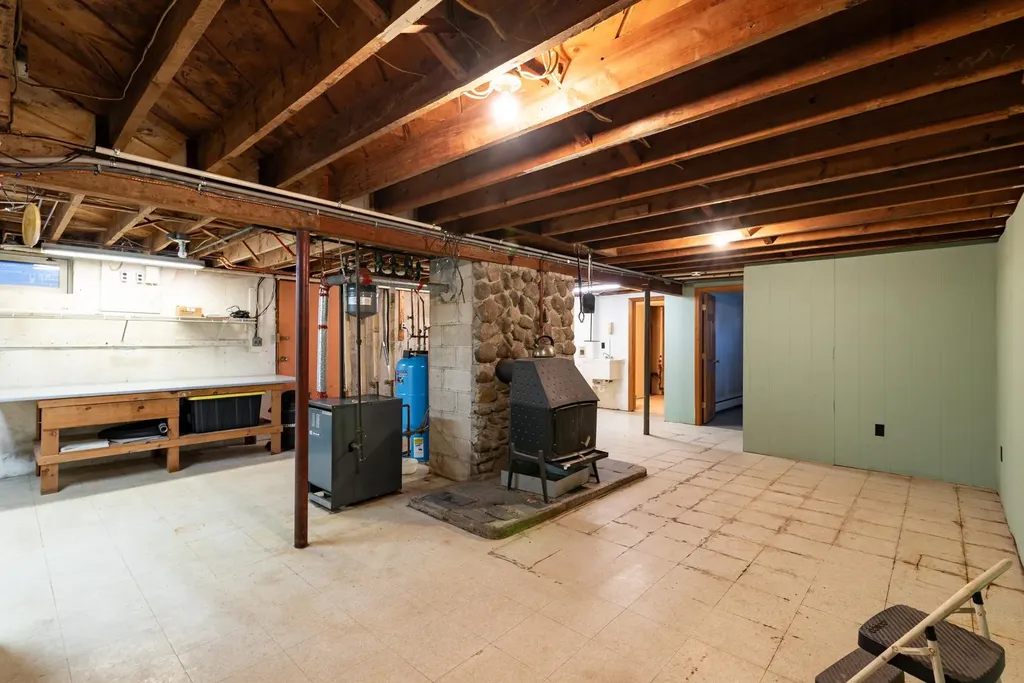 11 Lamson Lane Hampton NH 03842