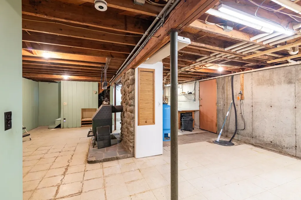 11 Lamson Lane Hampton NH 03842