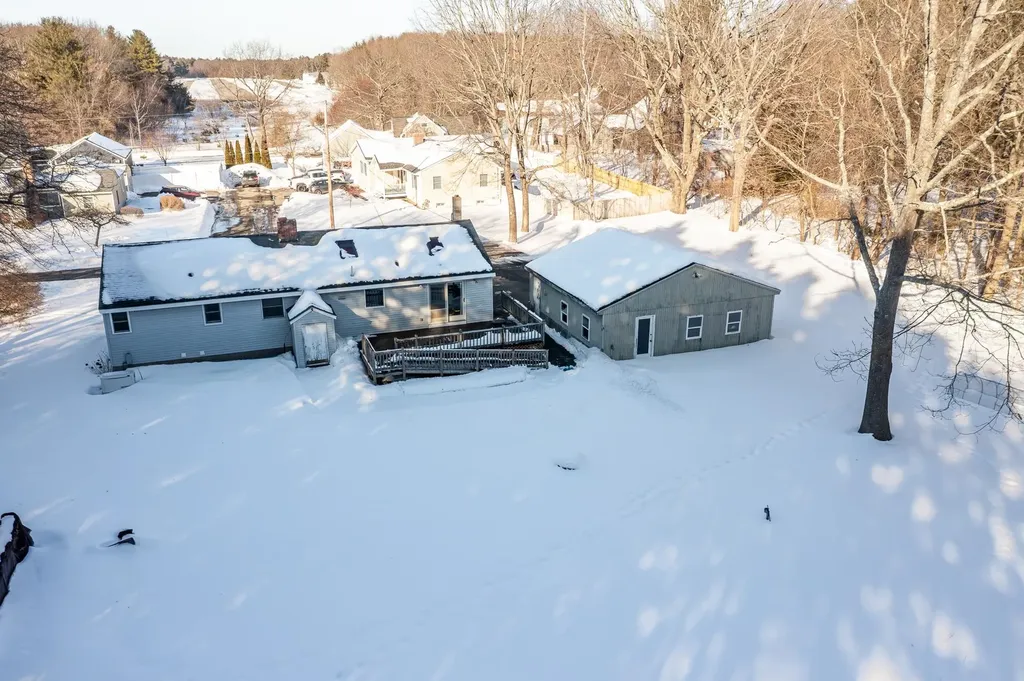 11 Lamson Lane Hampton NH 03842