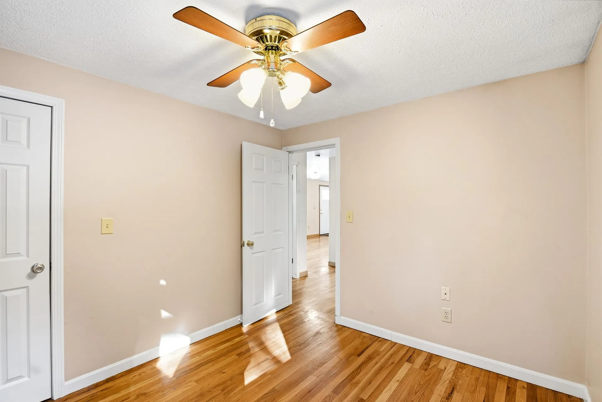 11 Lamson Lane Hampton NH 03842