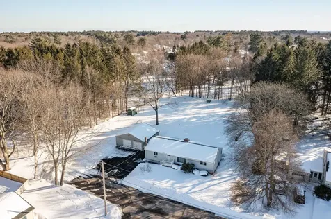 11 Lamson Lane Hampton NH 03842