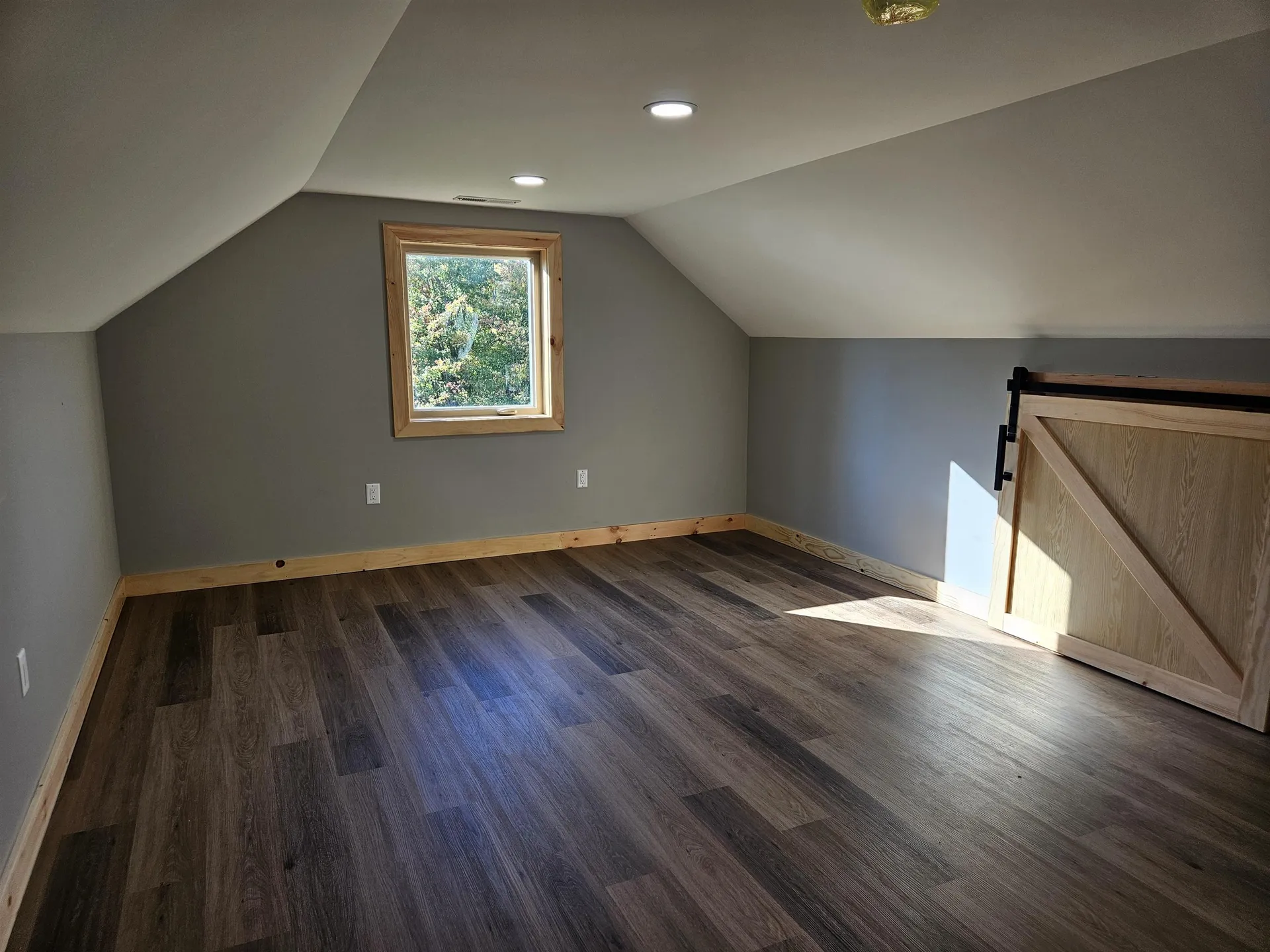 22 Steele Drive Woodstock NH 03262