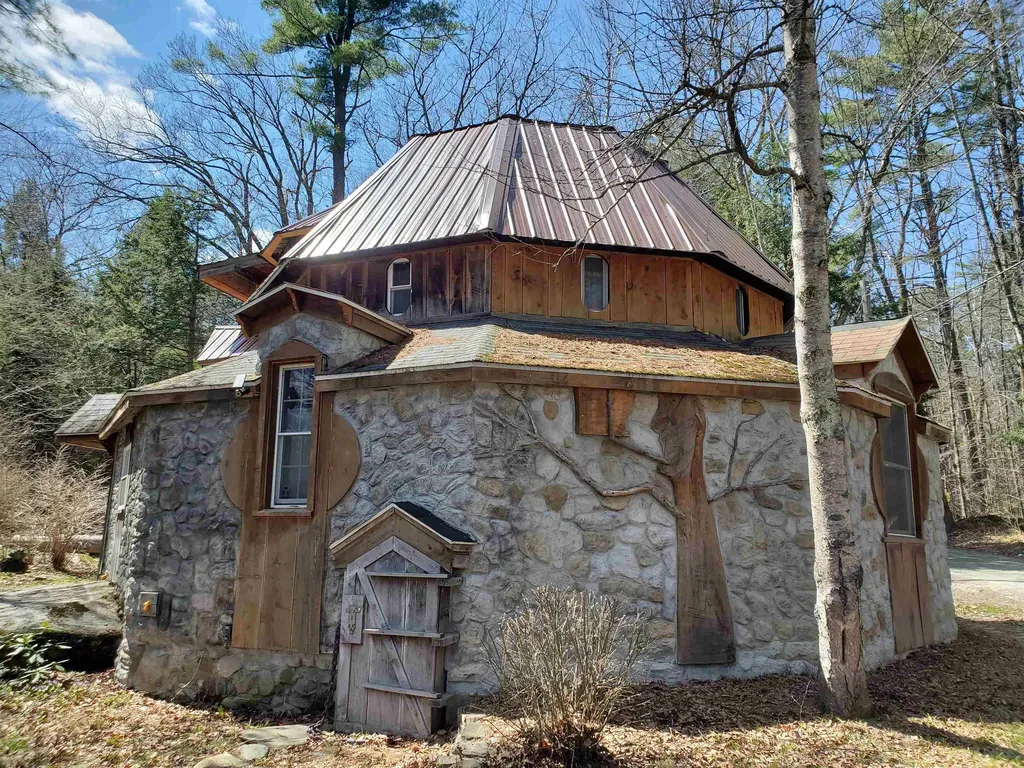 13 Kilton Road Canaan NH 03741