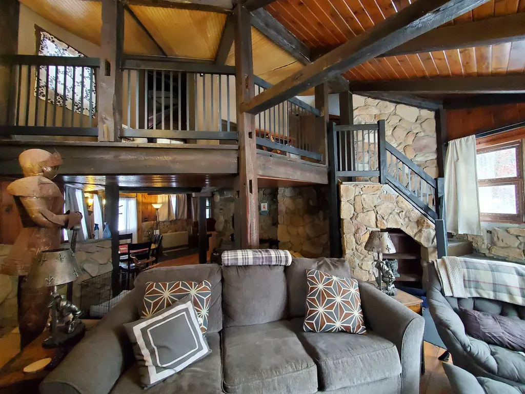 13 Kilton Road Canaan NH 03741