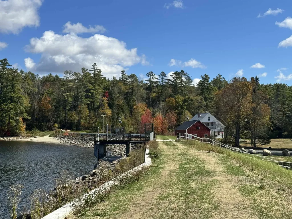 13 Kilton Road Canaan NH 03741