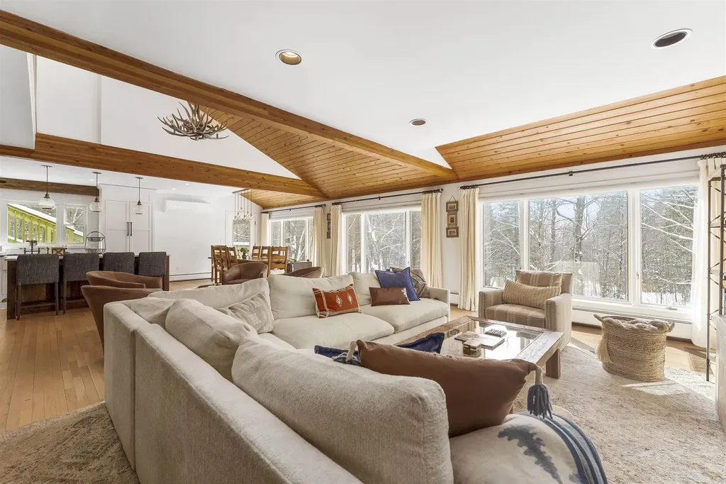 147 High Meadow Road Winhall VT 05340