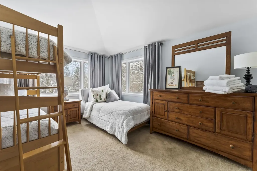 147 High Meadow Road Winhall VT 05340