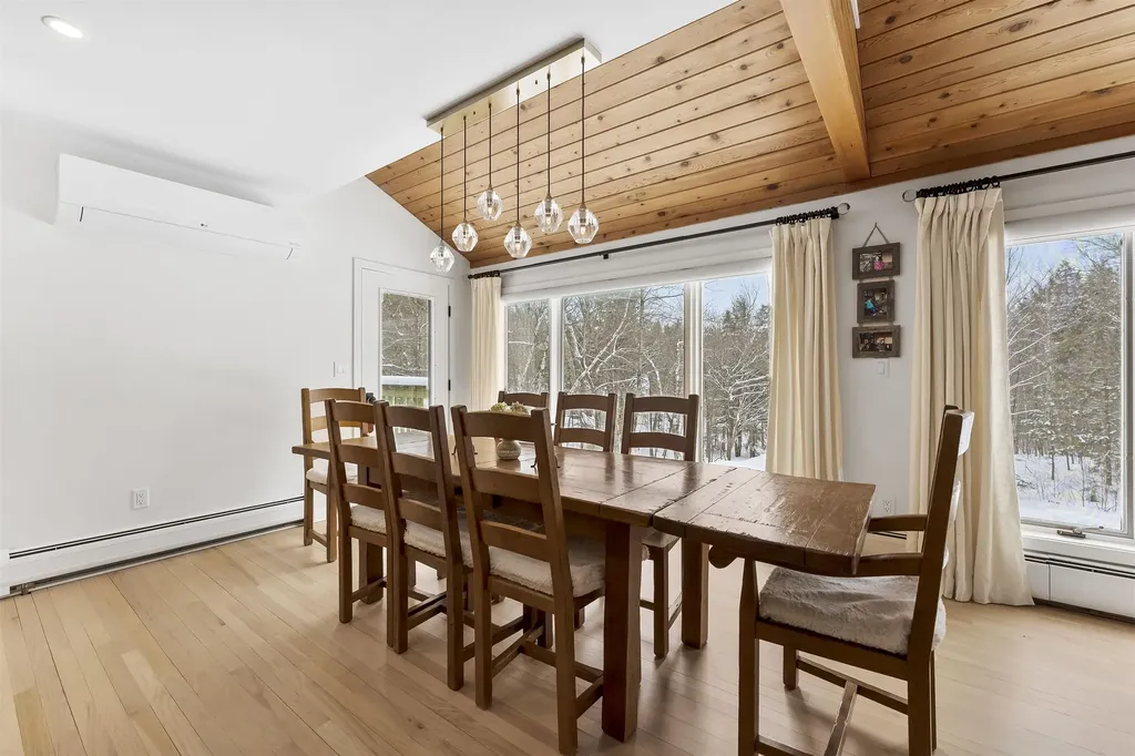 147 High Meadow Road Winhall VT 05340