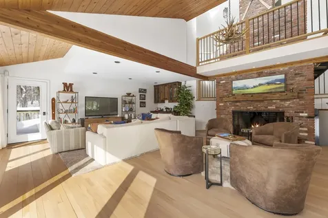 147 High Meadow Road Winhall VT 05340