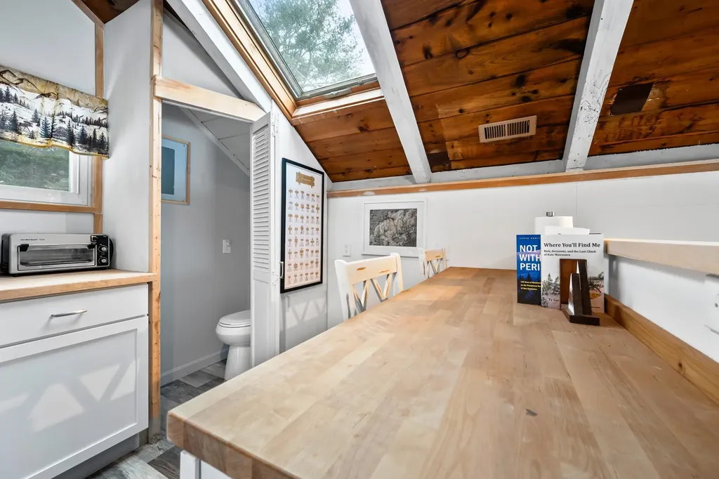 31 Juniper Way Jackson NH 03846