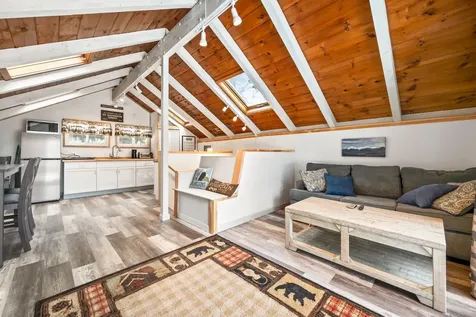 31 Juniper Way Jackson NH 03846