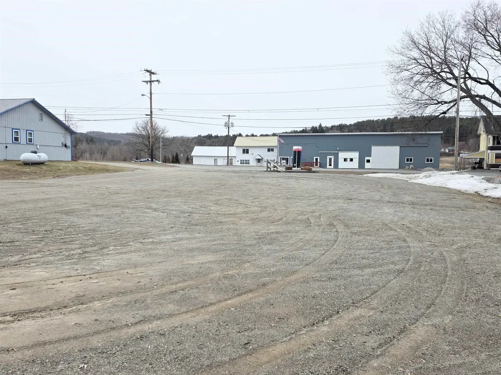 216 Broad Street Lyndon VT 05851