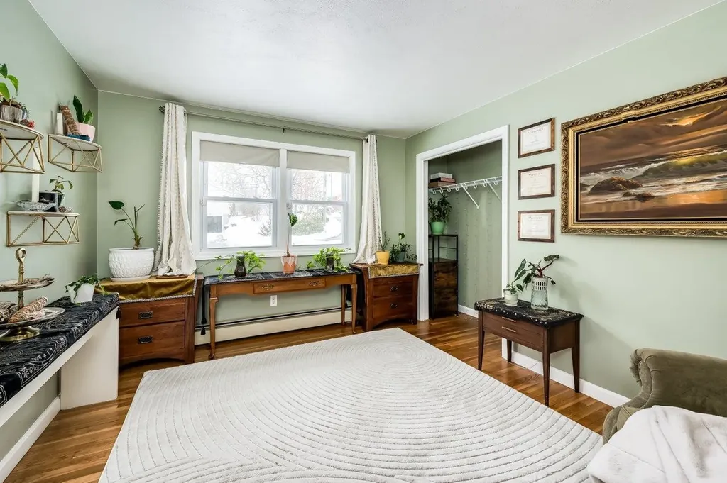 139 Michigan Avenue Manchester NH 03104