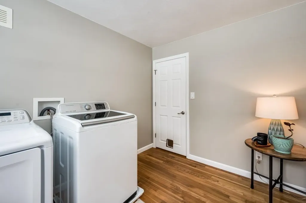 139 Michigan Avenue Manchester NH 03104