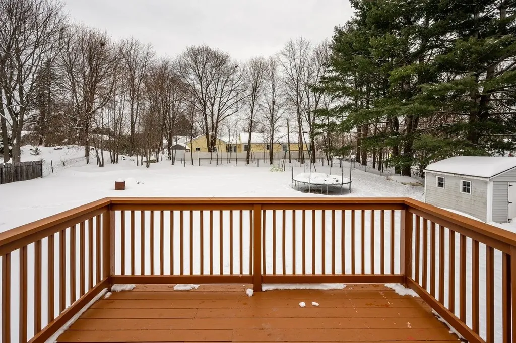 139 Michigan Avenue Manchester NH 03104