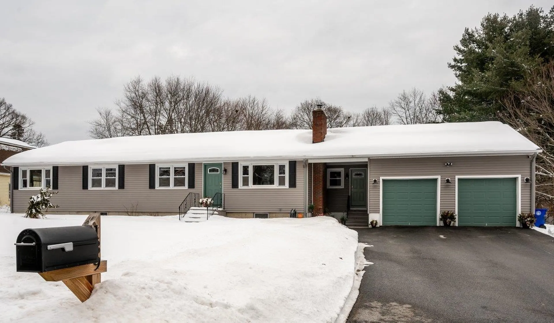 139 Michigan Avenue Manchester NH 03104