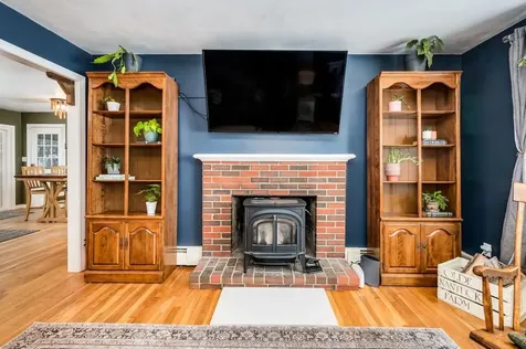 139 Michigan Avenue Manchester NH 03104