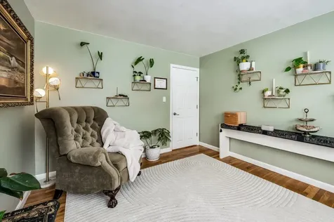 139 Michigan Avenue Manchester NH 03104