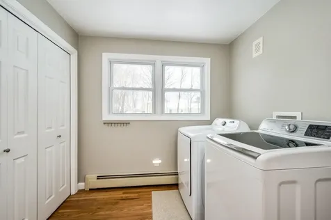 139 Michigan Avenue Manchester NH 03104