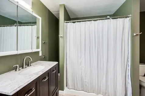 139 Michigan Avenue Manchester NH 03104